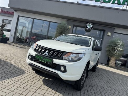 Mitsubishi L200 Pick-up 2,4 l 113 kw