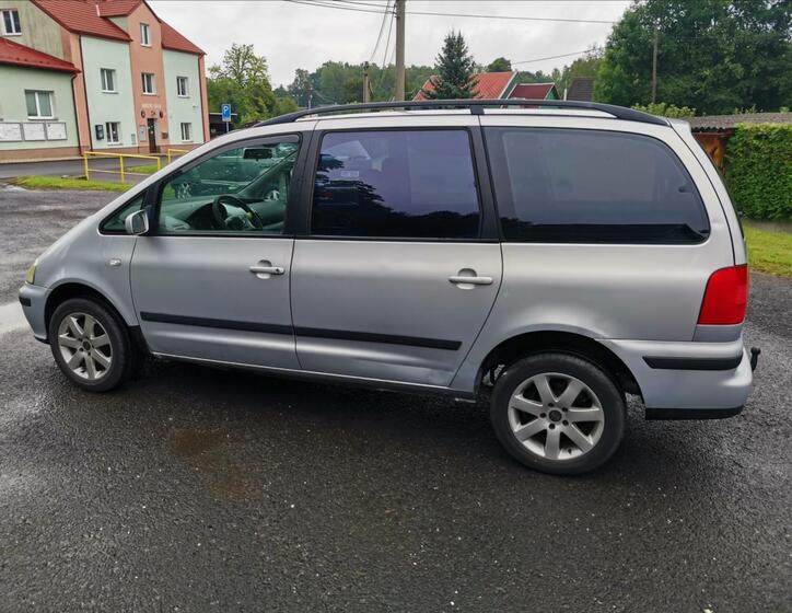 Seat Alhambra 9
