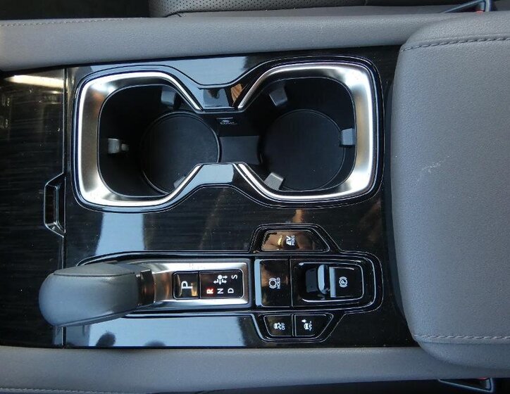 Lexus RX 350h SUV / Terénní 2,5 l 140 kw