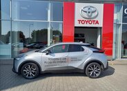 Toyota C-HR SUV 2,0 l 145 kw