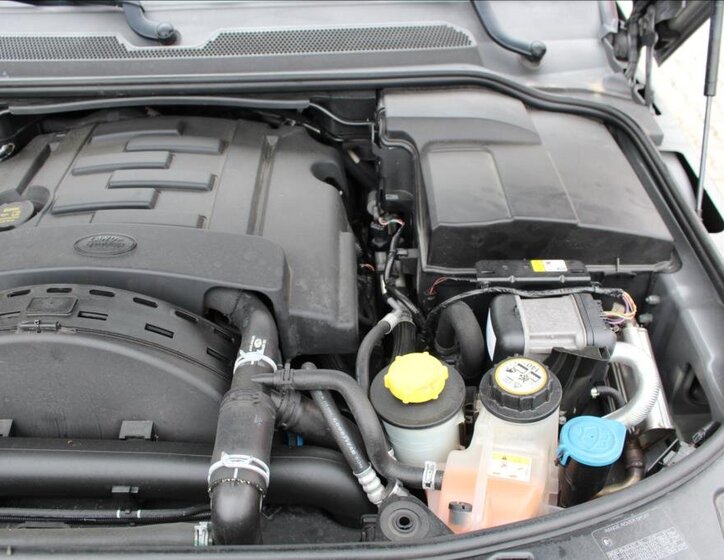 Land Rover Range Rover Sport SUV / Terénní 3,0 l 188 kw