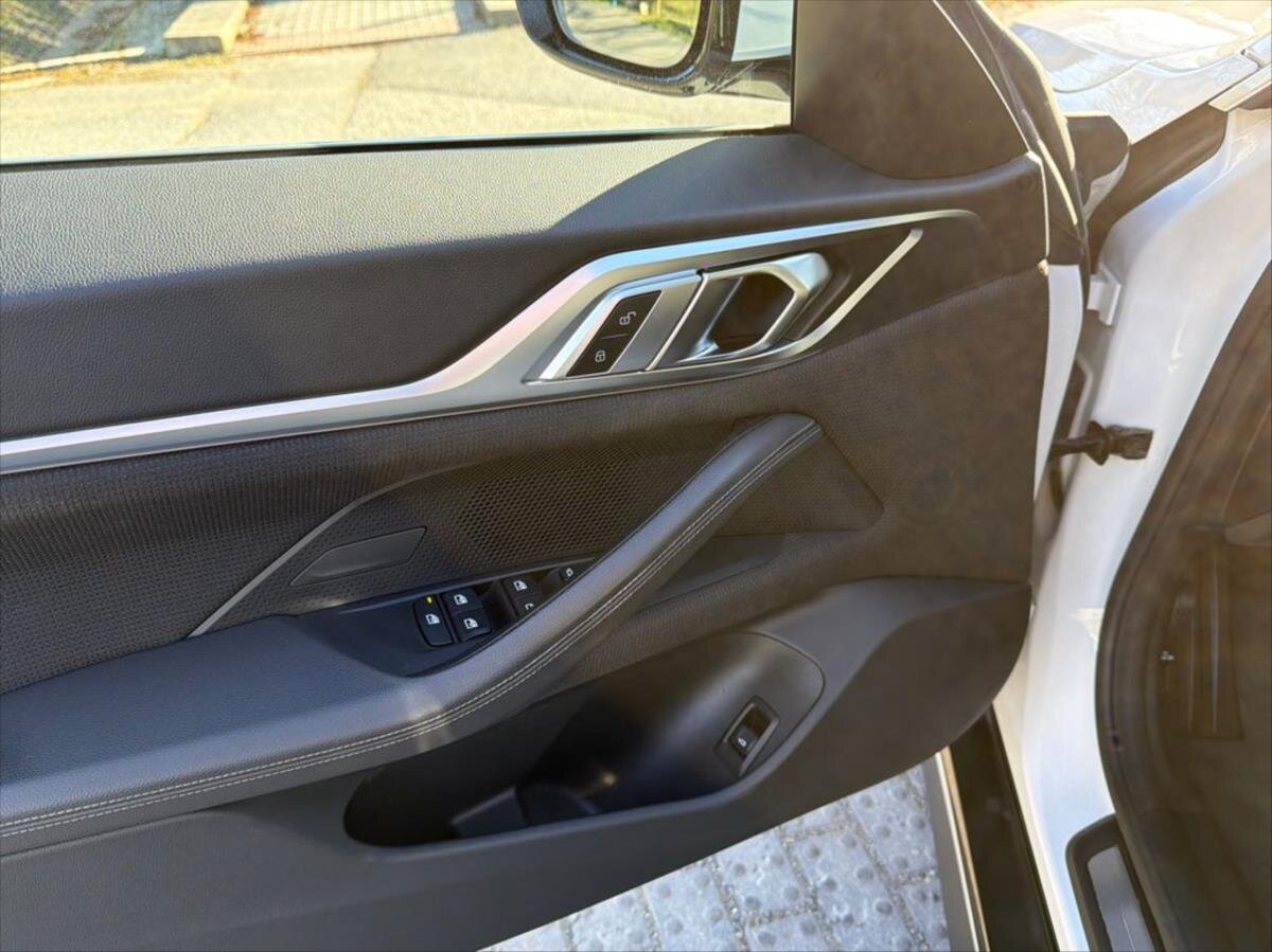 BMW Řada 4 Sedan / Limuzína 3,0 l 210 kw