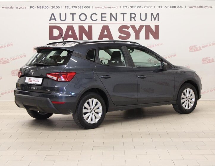Seat Arona 4