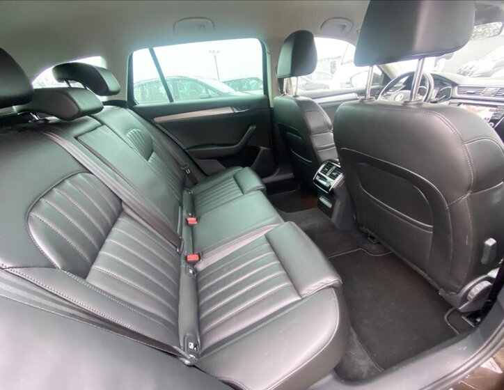 Škoda Superb Kombi 2,0 l 140 kw