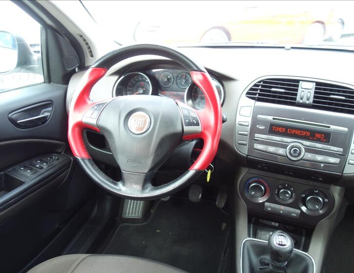 Fiat Bravo Hatchback 1,4 l 66 kw