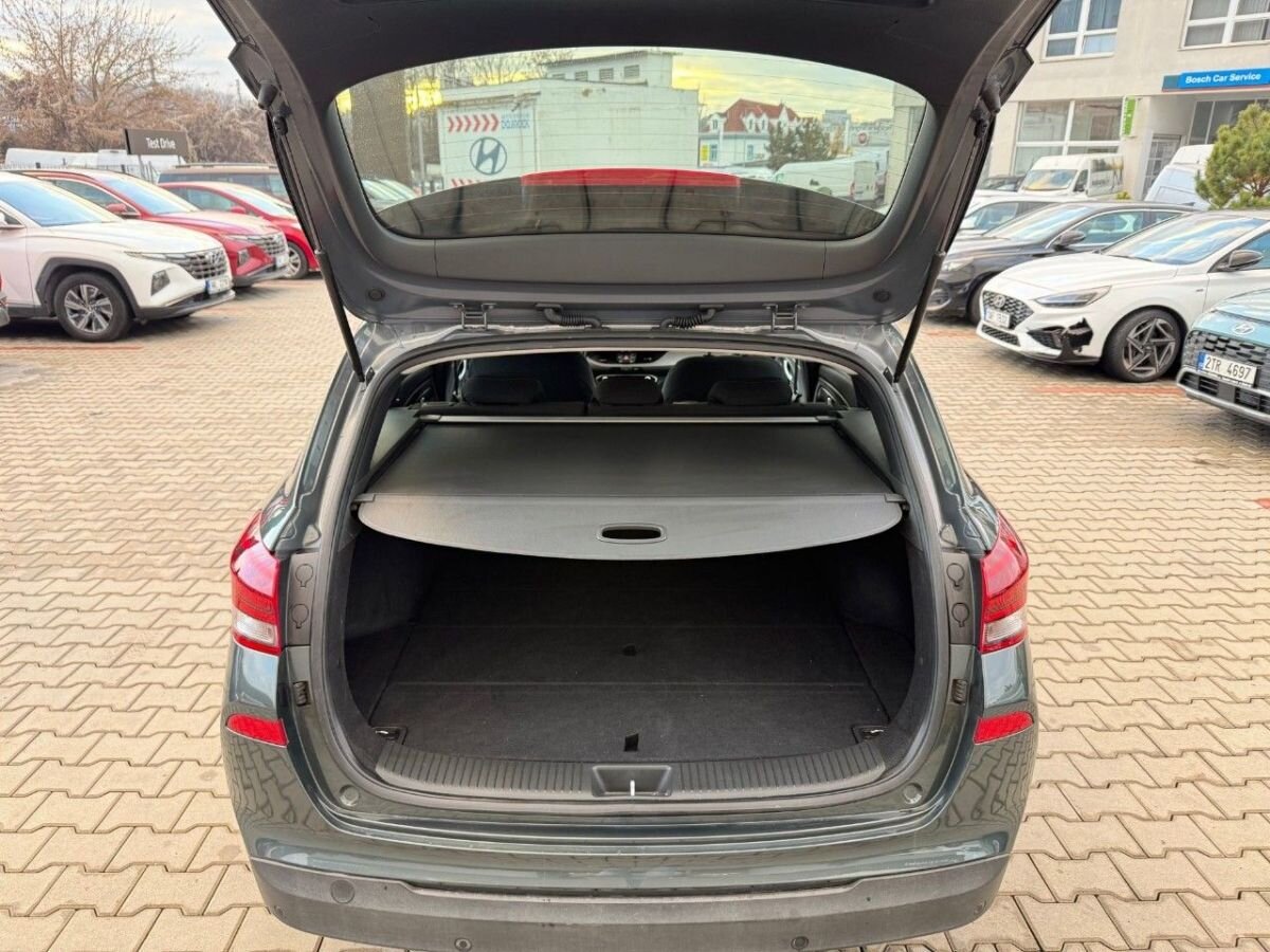 Hyundai i30 Kombi 1,5 l 71 kw