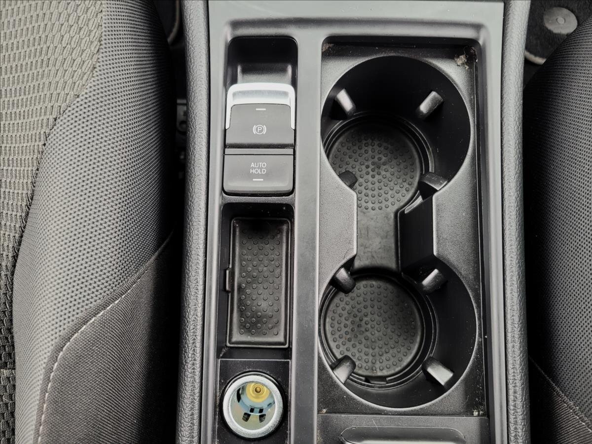 Volkswagen Golf Kombi 999,0 85 kw