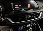 Alfa Romeo Stelvio 20