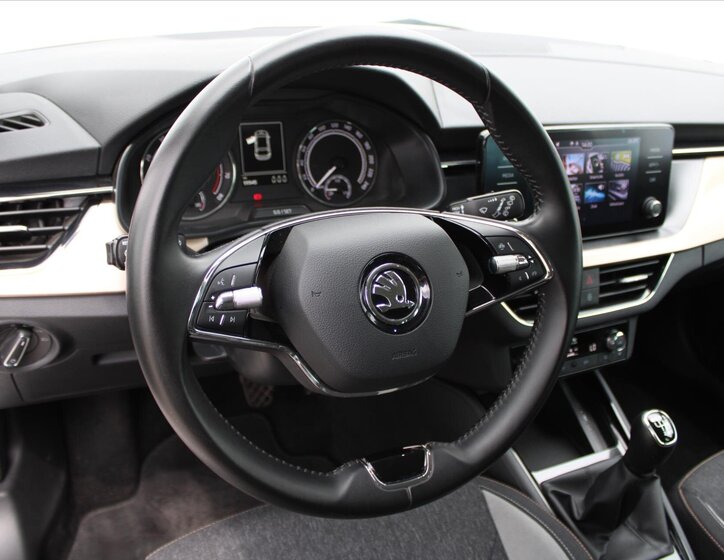 Škoda Scala Hatchback 1,5 l 110 kw