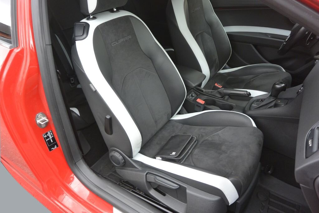 Seat Leon Hatchback 2,0 l 206 kw