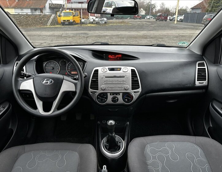 Hyundai i20 14