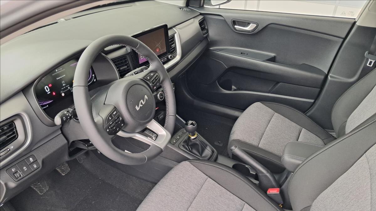 KIA Stonic Kombi 1,2 l 57 kw