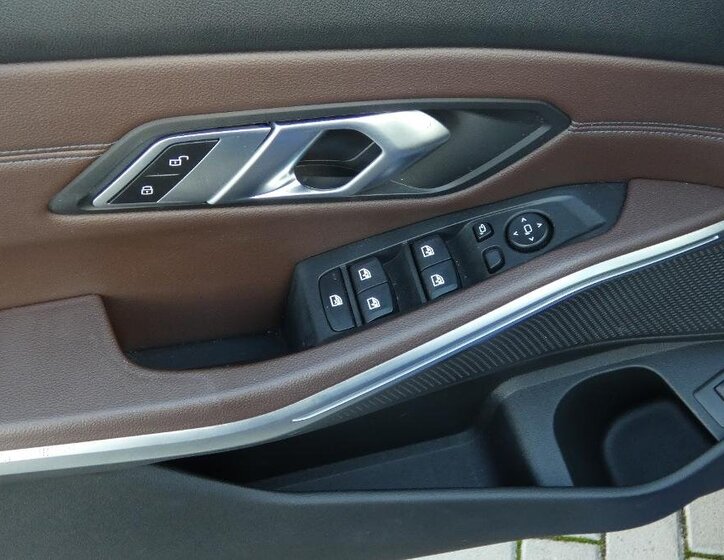 BMW Řada 3 Kombi 3,0 l 210 kw