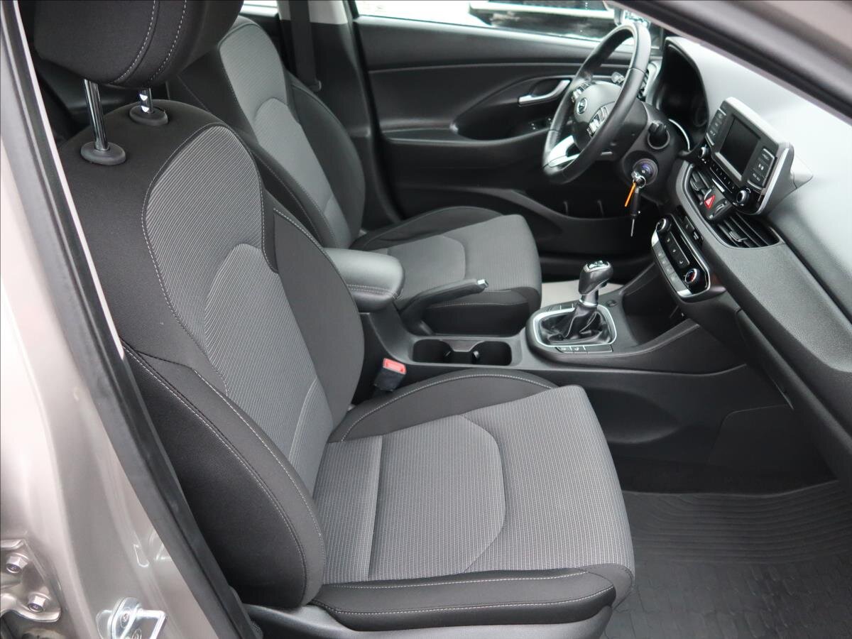 Hyundai i30 Hatchback 998,0 88 kw