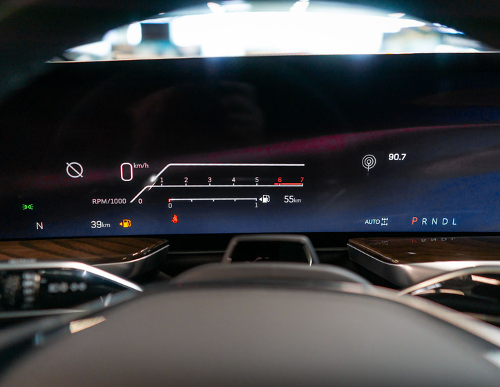 Cadillac Escalade 21