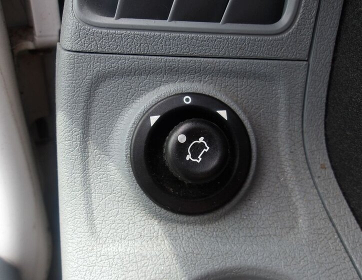 Ford Transit Skříň 2,2 l 63 kw