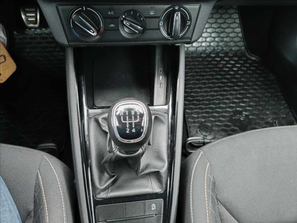 Škoda Kamiq SUV 999,0 70 kw