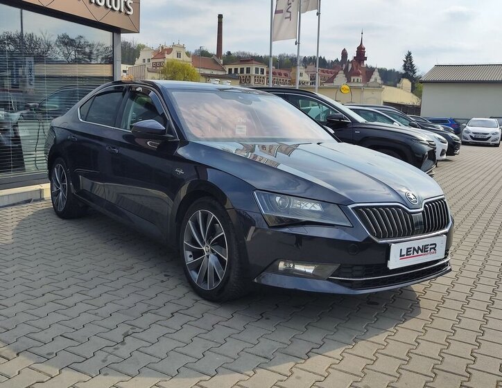 Škoda Superb Sedan / Limuzína 2,0 l 110 kw