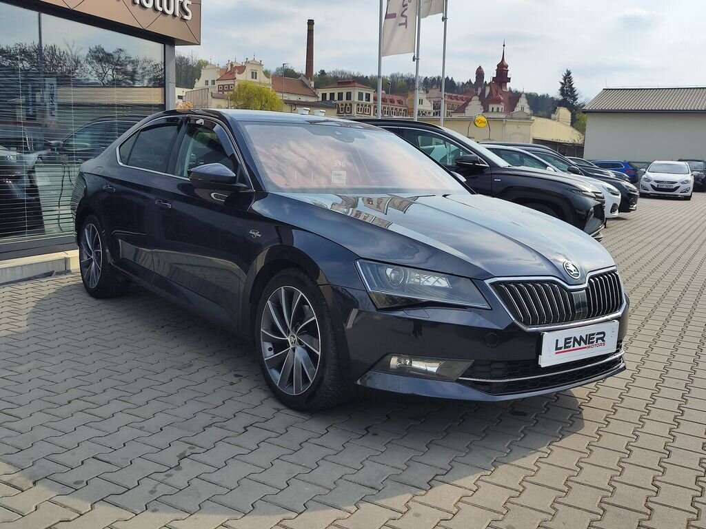 Škoda Superb Sedan / Limuzína 2,0 l 110 kw