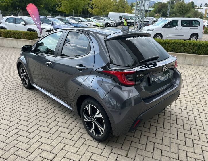 Toyota Yaris 4