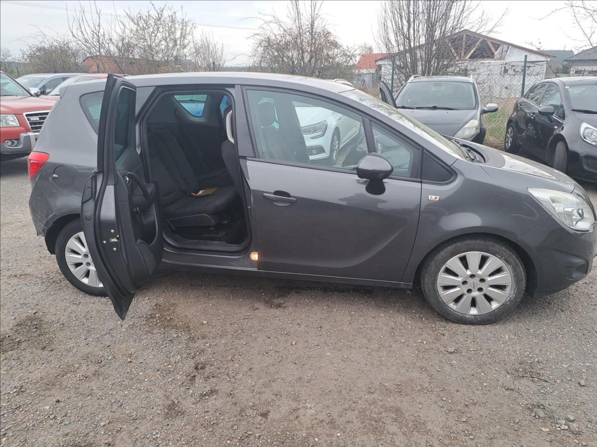Opel Meriva Hatchback 1,2 l 55 kw