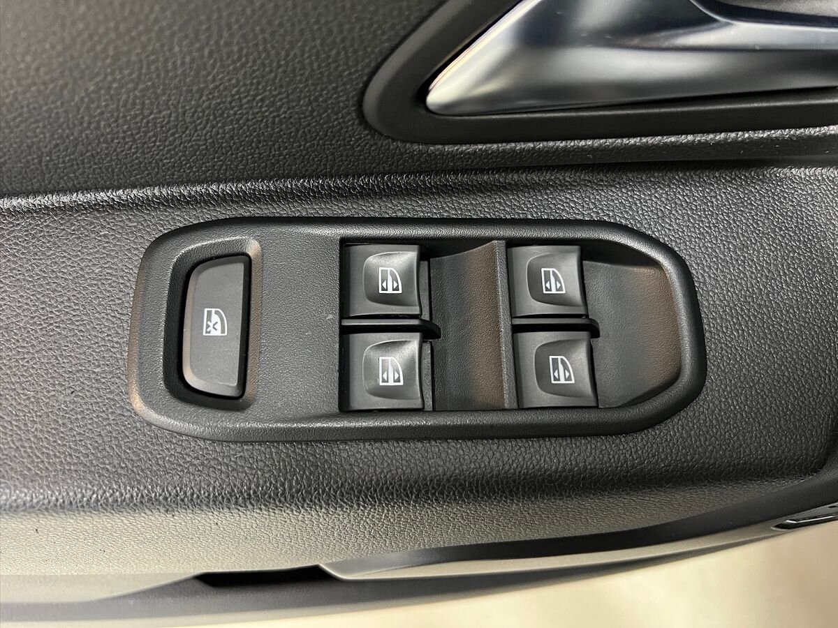 Dacia Duster SUV 1,6 l 84 kw