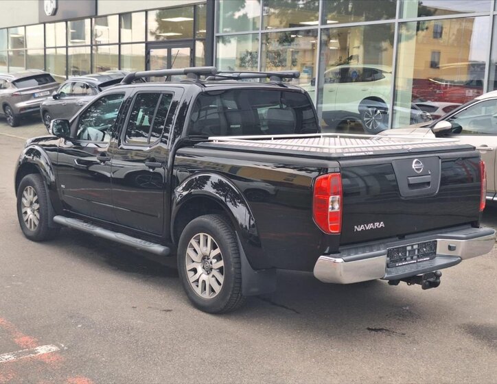 Nissan Navara Pick-up 3,0 l 170 kw