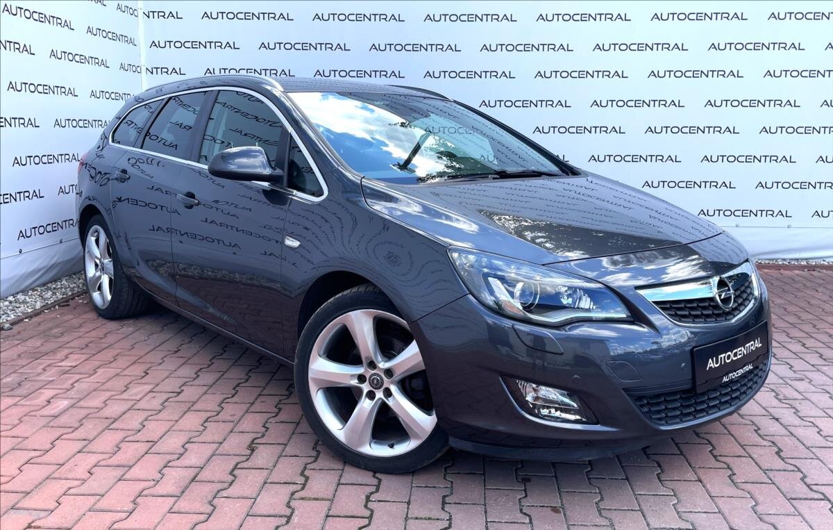 Opel Astra Kombi 2,0 l 118 kw