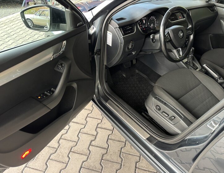 Škoda Octavia Kombi 1,6 l 77 kw