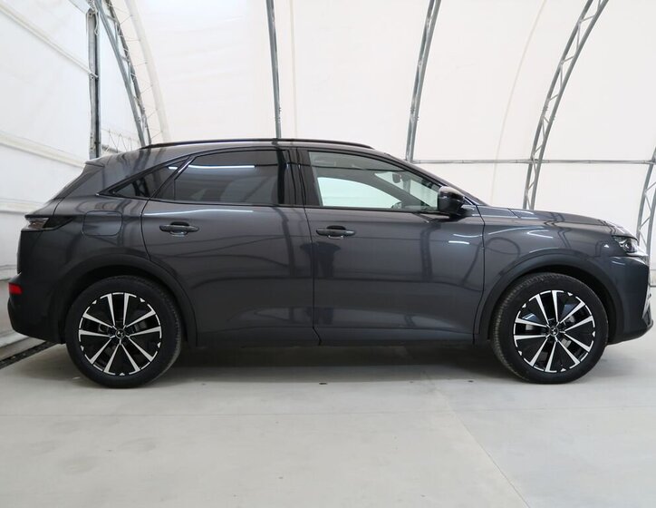 DS Automobiles DS7 Crossback 5