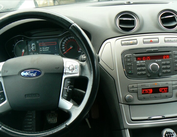 Ford Mondeo 12