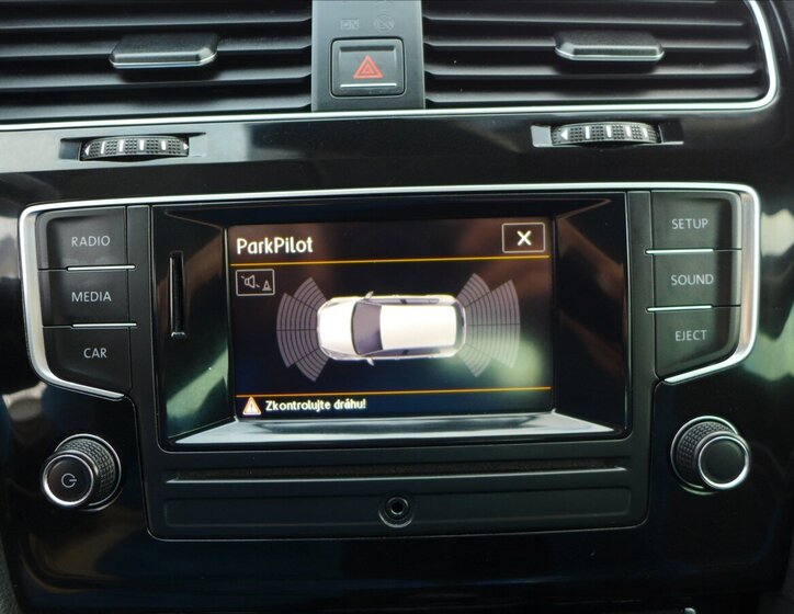 Volkswagen Golf Hatchback 1,2 l 81 kw