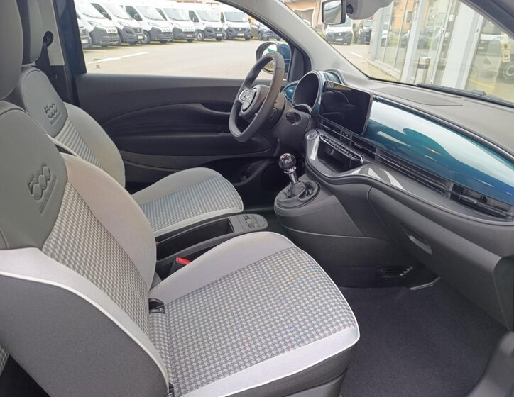 Fiat 500 Hatchback 999,0 48 kw