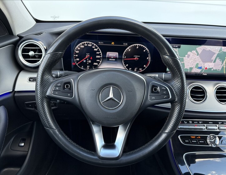 Mercedes-Benz Třídy E 9