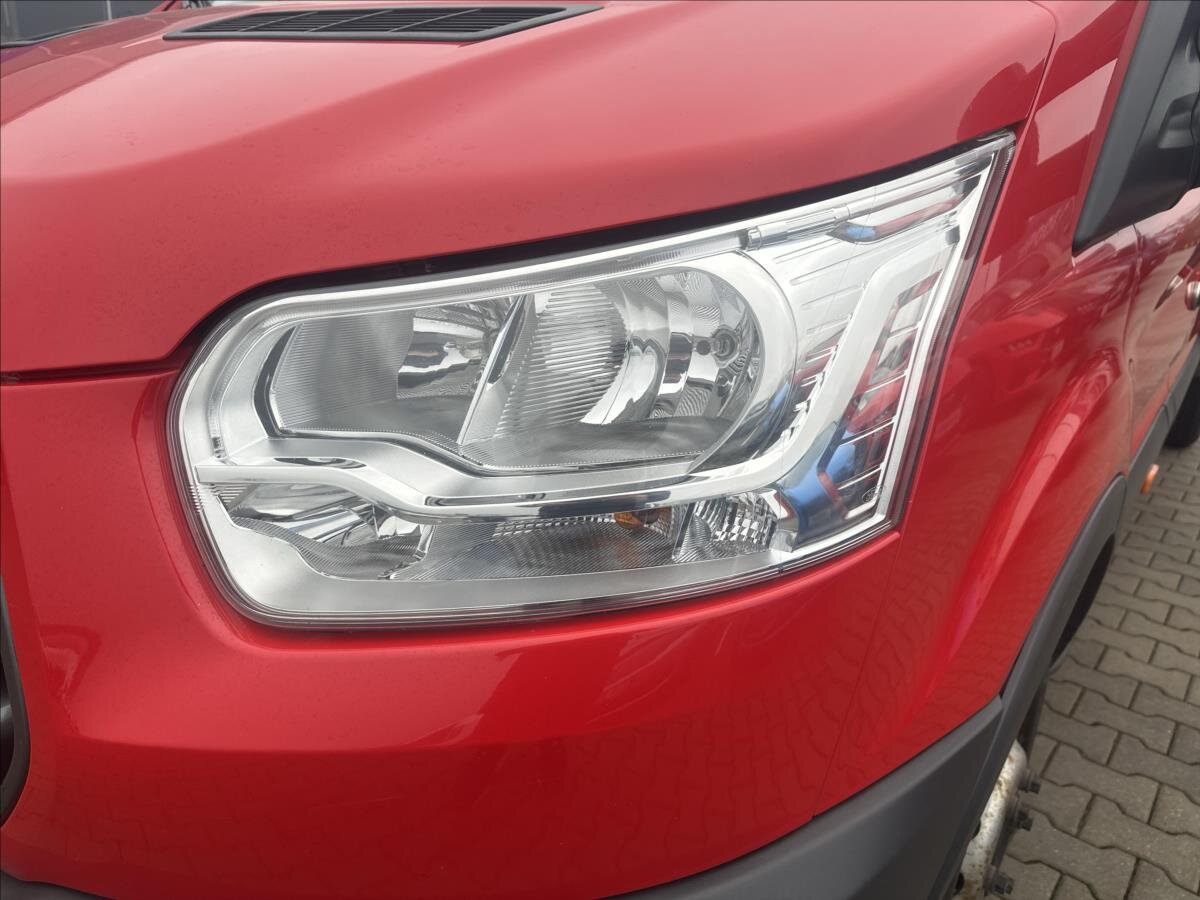 Ford Transit Valník 2,0 l 125 kw