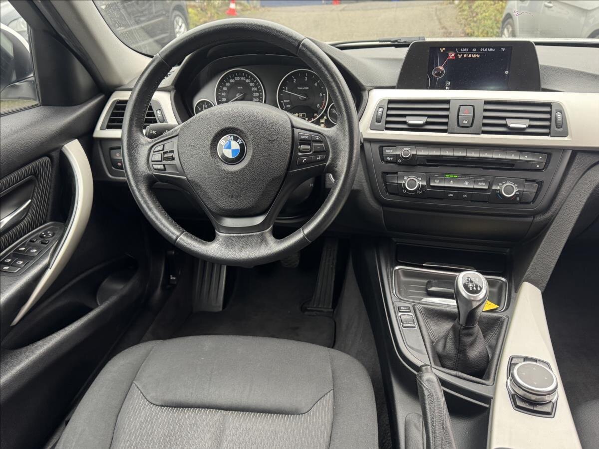 BMW Řada 3 Kombi 2,0 l 105 kw
