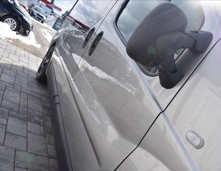 Renault Trafic Kombi 2,0 l 84 kw