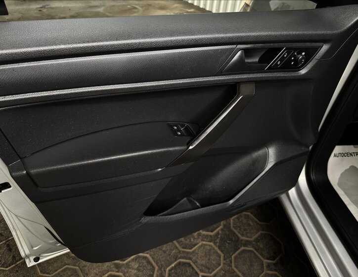 Volkswagen Caddy Ostatní 1,4 l 81 kw