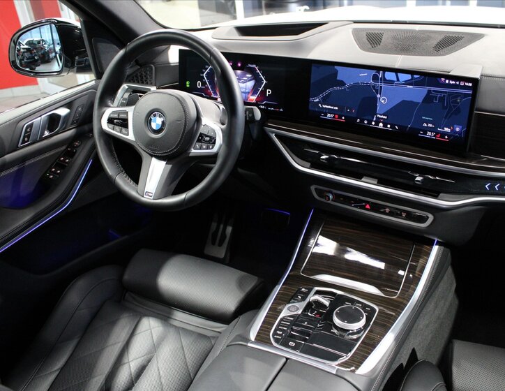 BMW X5 Kombi 3,0 l 210 kw