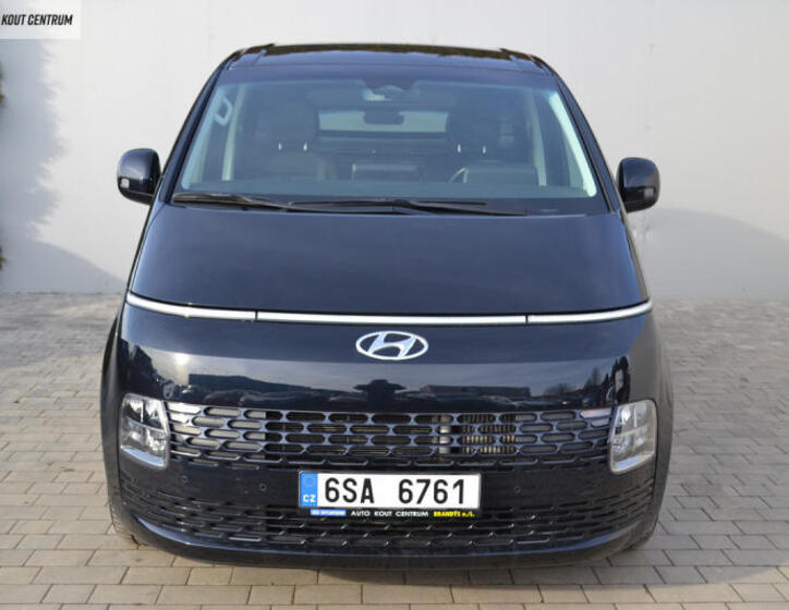 Hyundai Staria 52