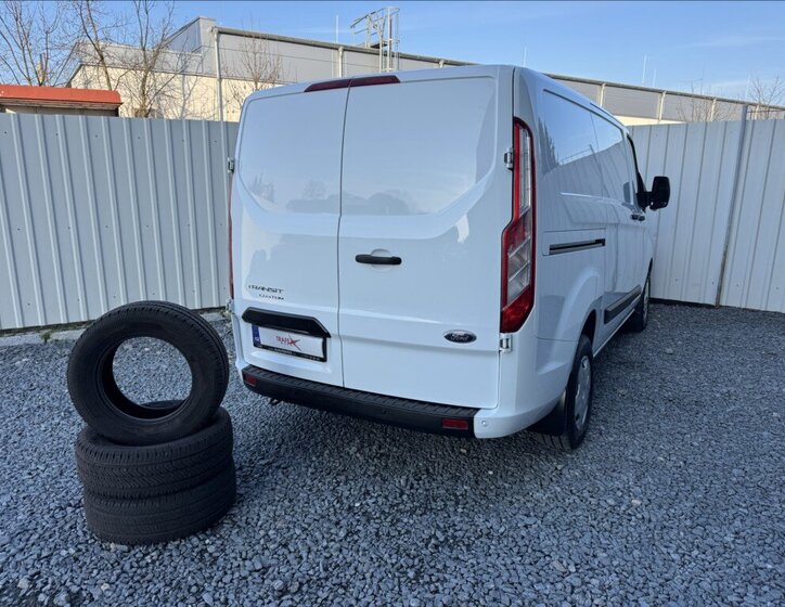 Ford Transit Custom Skříň 2,0 l 77 kw