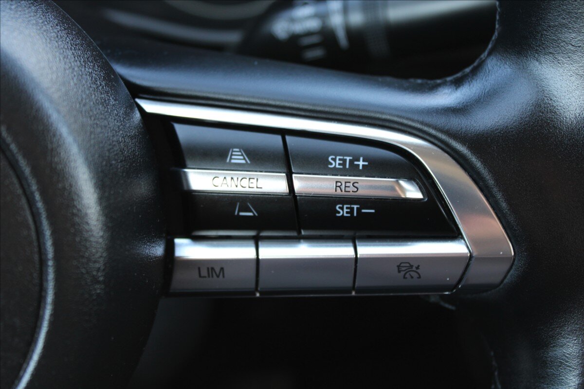 Mazda 3 Sedan / Limuzína 2,0 l 110 kw