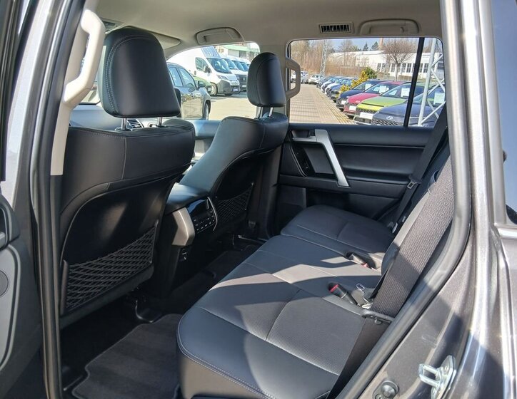 Toyota Land Cruiser SUV / Terénní 2,8 l 150 kw