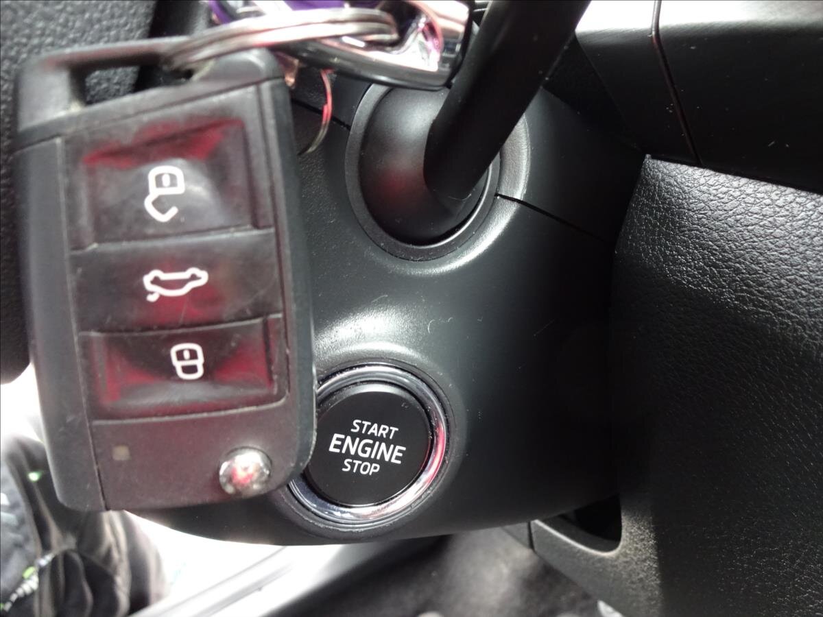 Škoda Fabia Hatchback 999,0 70 kw