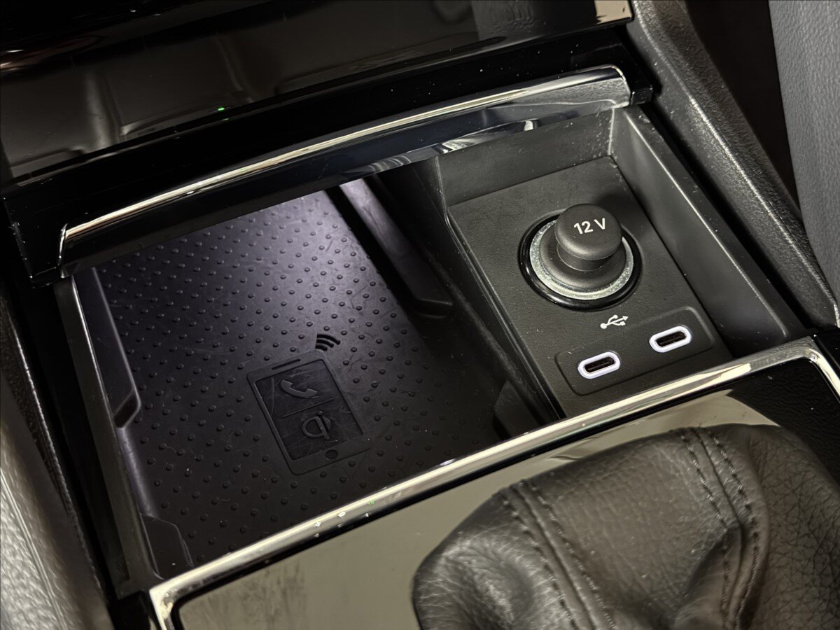 Škoda Karoq SUV 2,0 l 110 kw