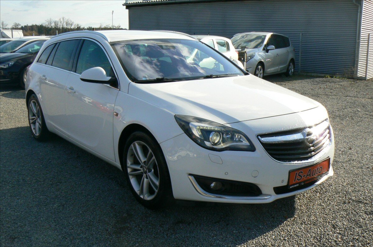 Opel Insignia Kombi 2,0 l 125 kw
