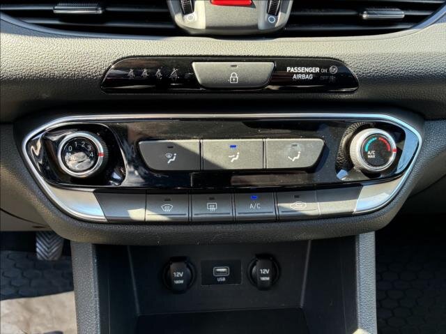 Hyundai i30 Kombi 998,0 88 kw