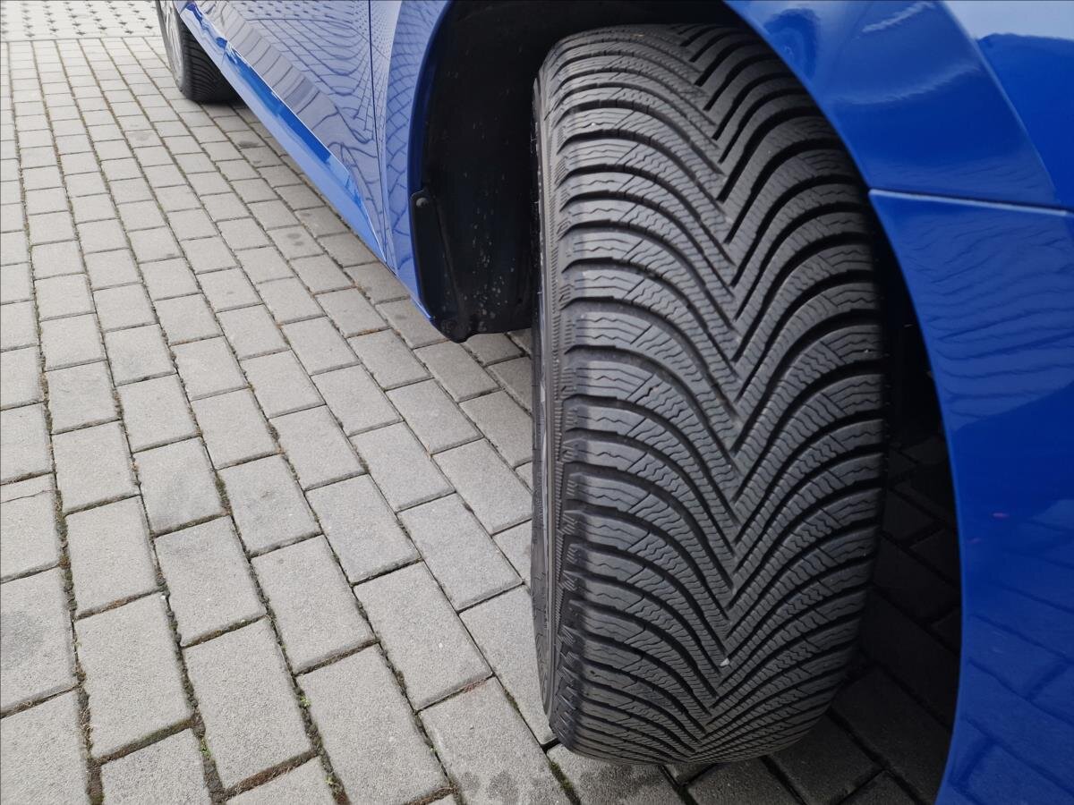 Škoda Superb Kombi 1,5 l 110 kw