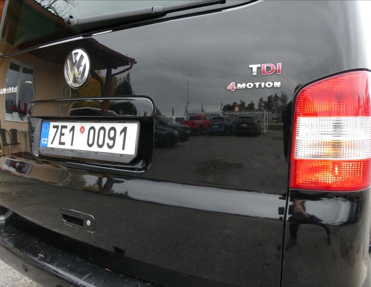 Volkswagen Caravelle Ostatní 2,5 l 96 kw