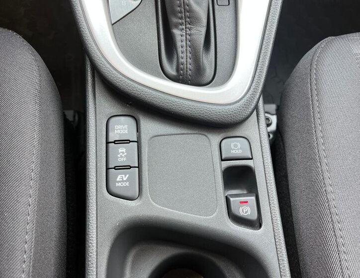 Toyota Yaris Hatchback 1,5 l 68 kw